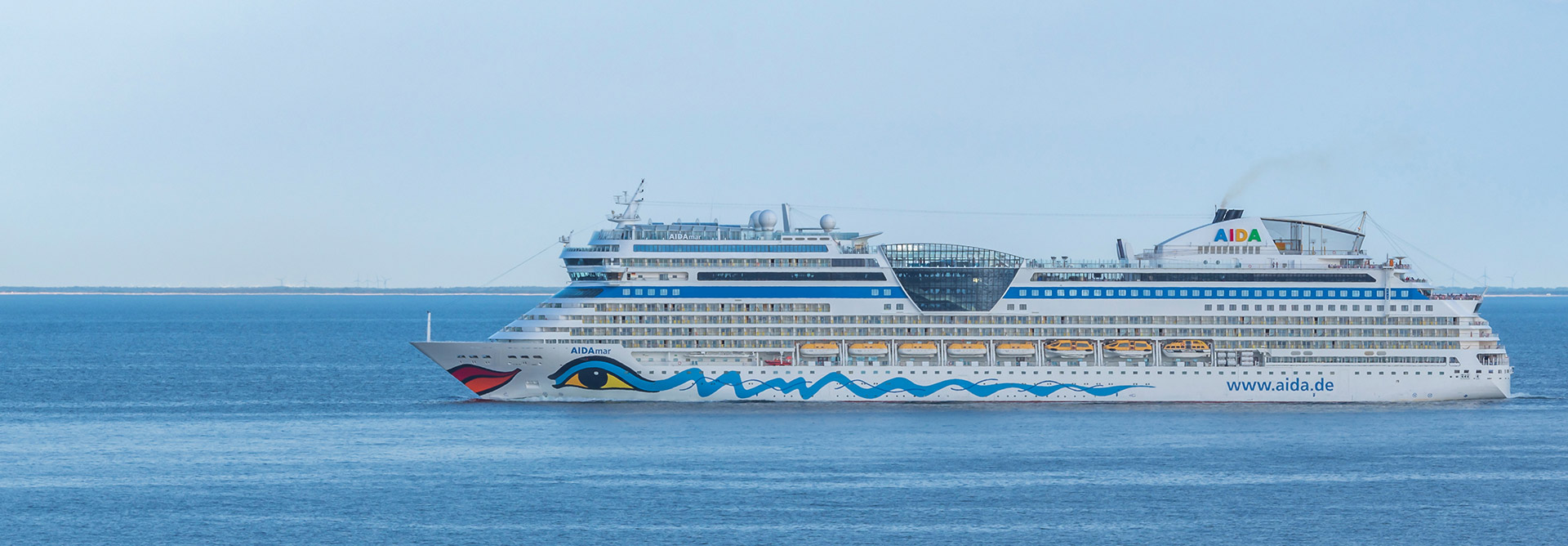 Kreuzfahrtschiff auf dem Meehr